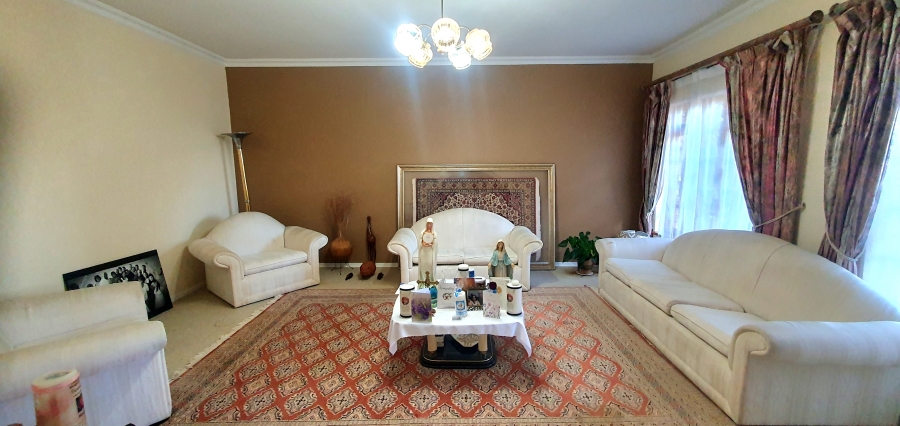 5 Bedroom Property for Sale in Winterhoek Park Eastern Cape
